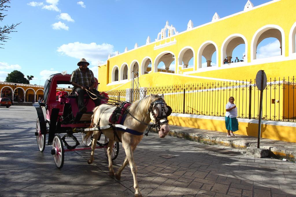 Villa San Antonio De Padua Izamal Exteriör bild